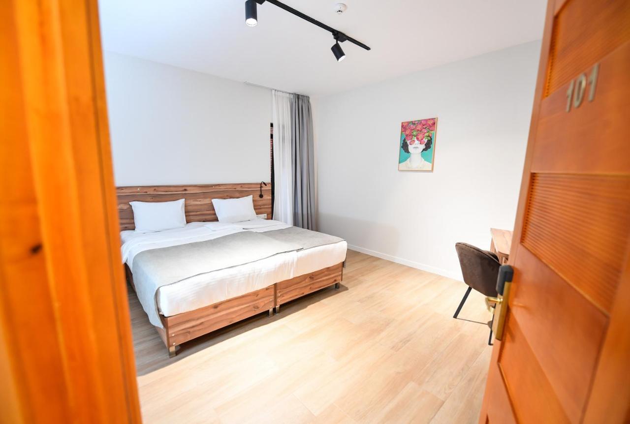 Address Boutique Hotel Tbilisi Exteriör bild