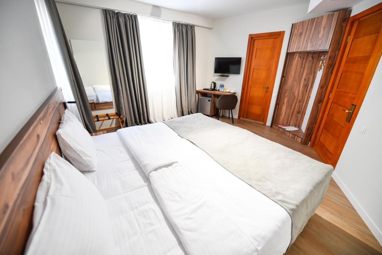 Address Boutique Hotel Tbilisi Exteriör bild