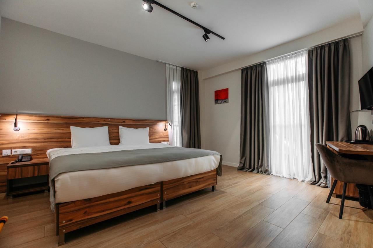 Address Boutique Hotel Tbilisi Exteriör bild